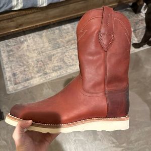 Tecovas men’s ranch boot, size 10.5, never been worn, perfect condition, rubber